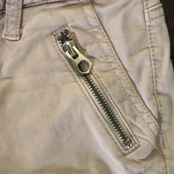 American Eagle Outfitters | Khakis pants jeans size 0 - Picture 3 of 10